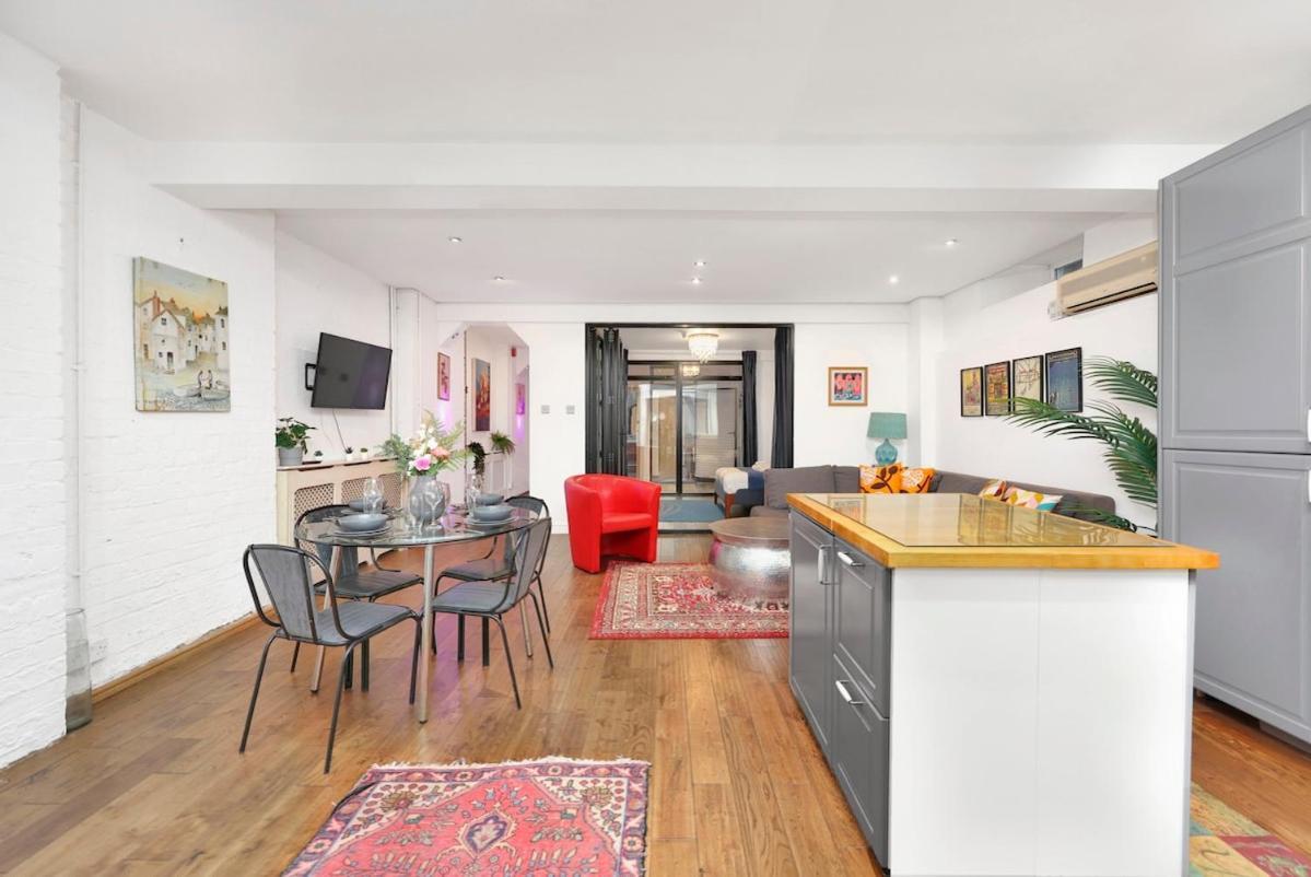 Large 2 Bedroom Warehouse Short Term & Flexible Renting Hoxton With Free Wi-fi Appartamento Londra