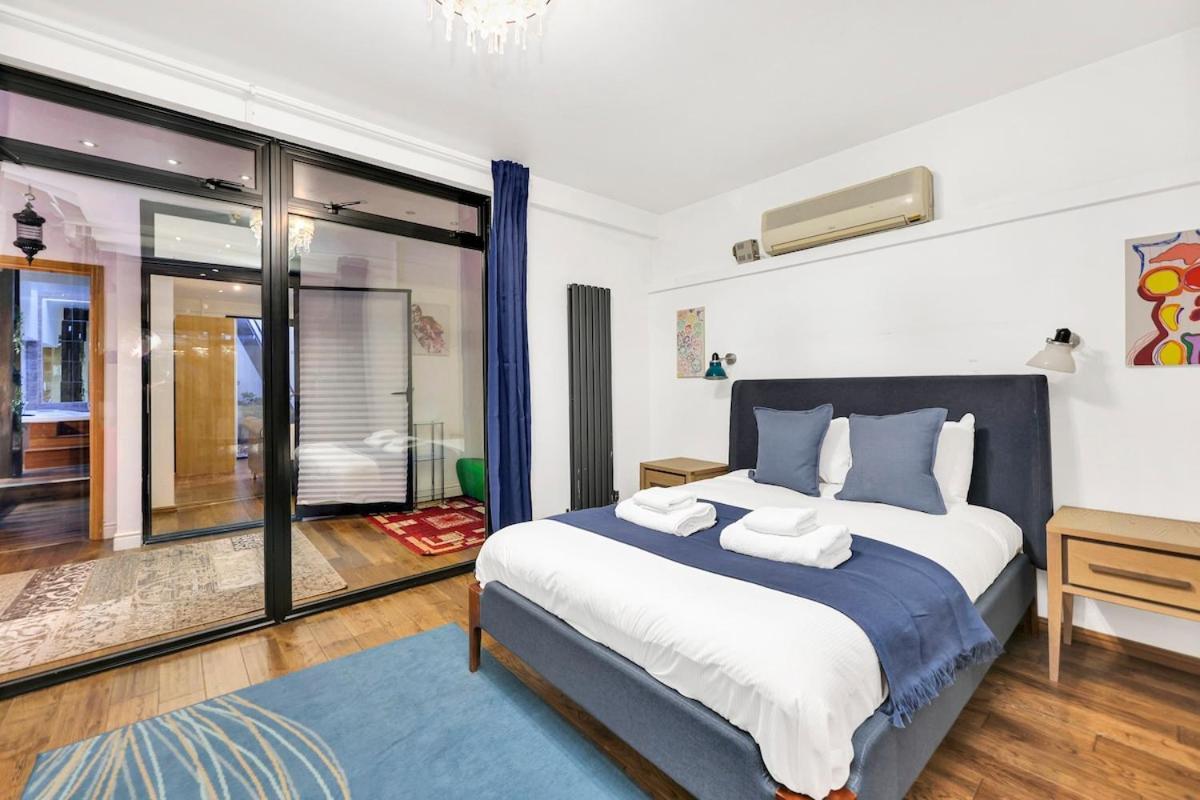 Apartment Large 2 Bedroom Warehouse Short Term & Flexible Renting Hoxton With Free Wi-fi *